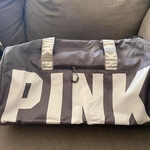 Vs pink spennanight bags